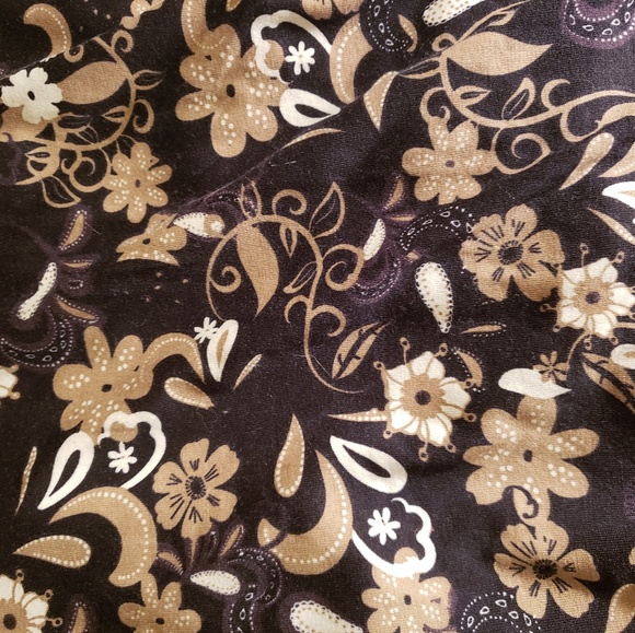 Lularoe Perfect T - Picture 3 of 4